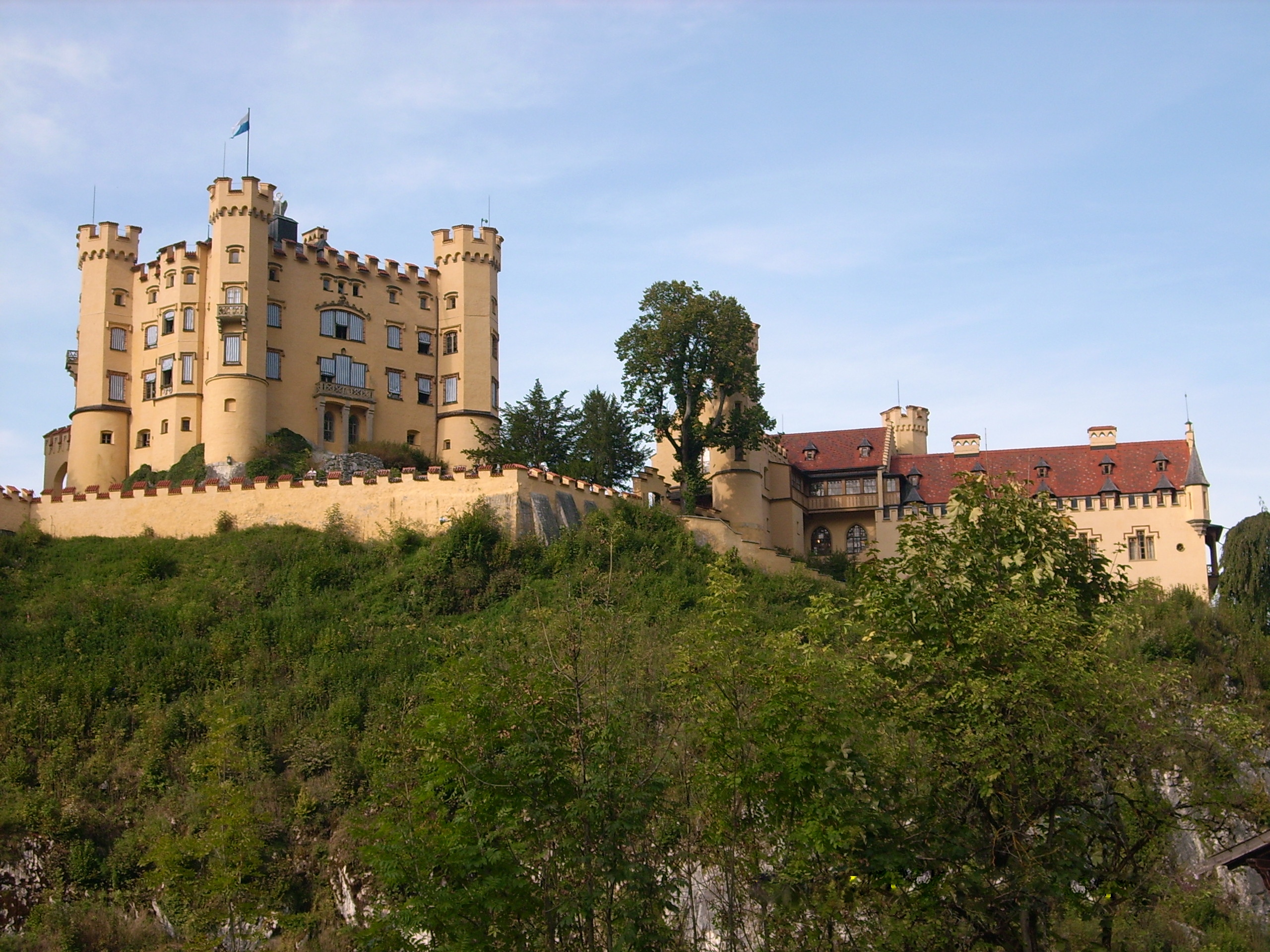 hohenschwangau.jpg